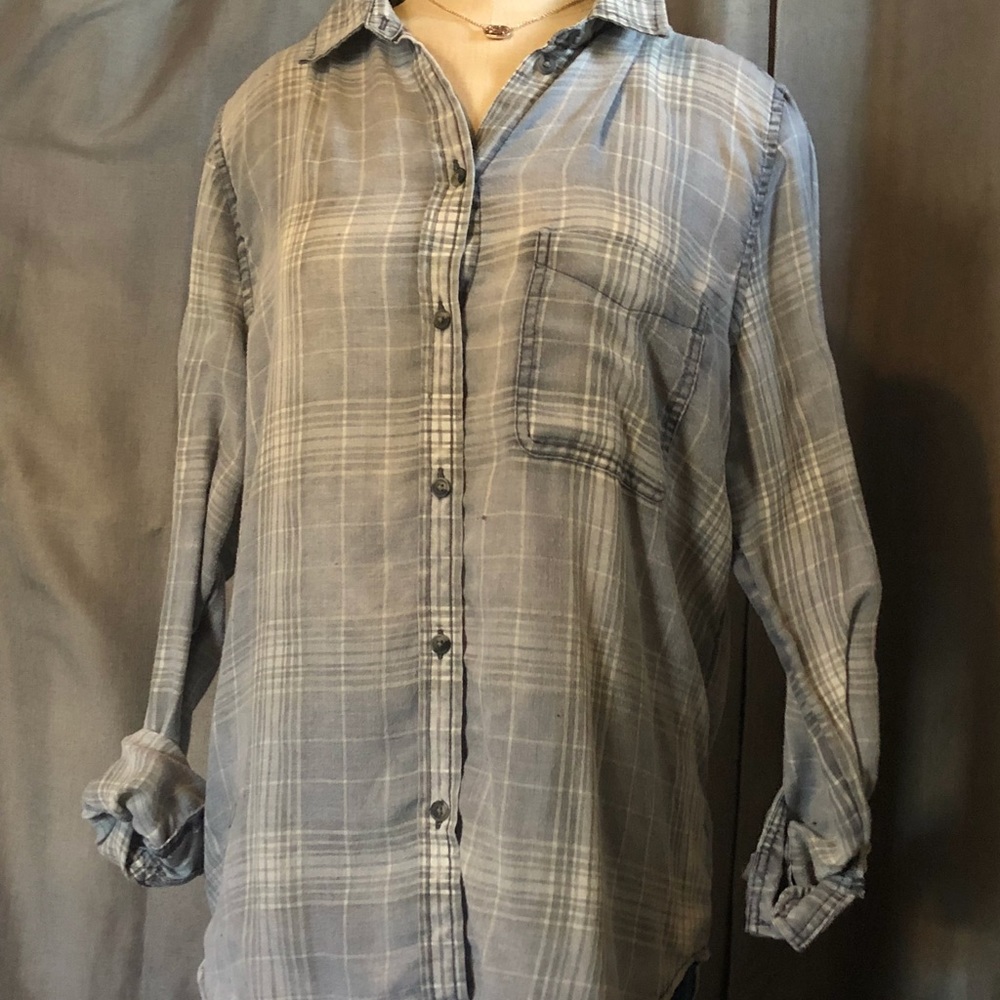 American Eagle, blue and white flannel